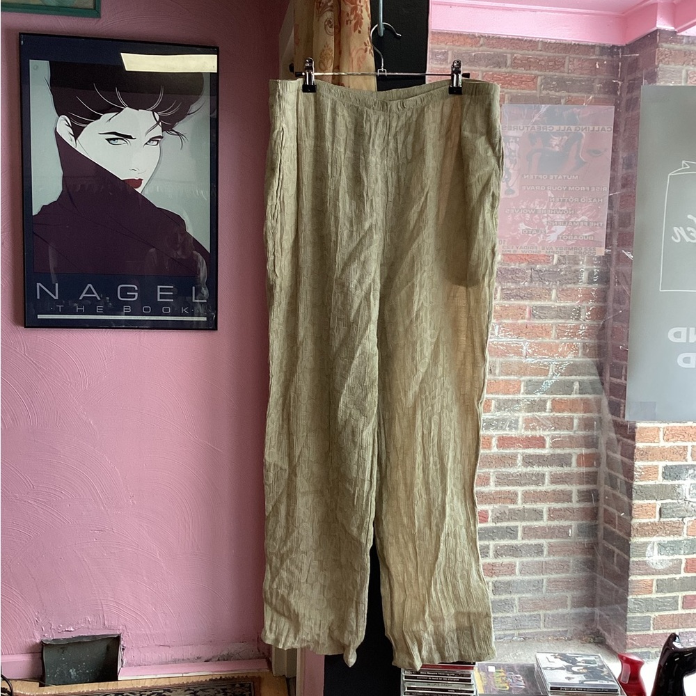 Vintage Women's Classic Flowy Pants